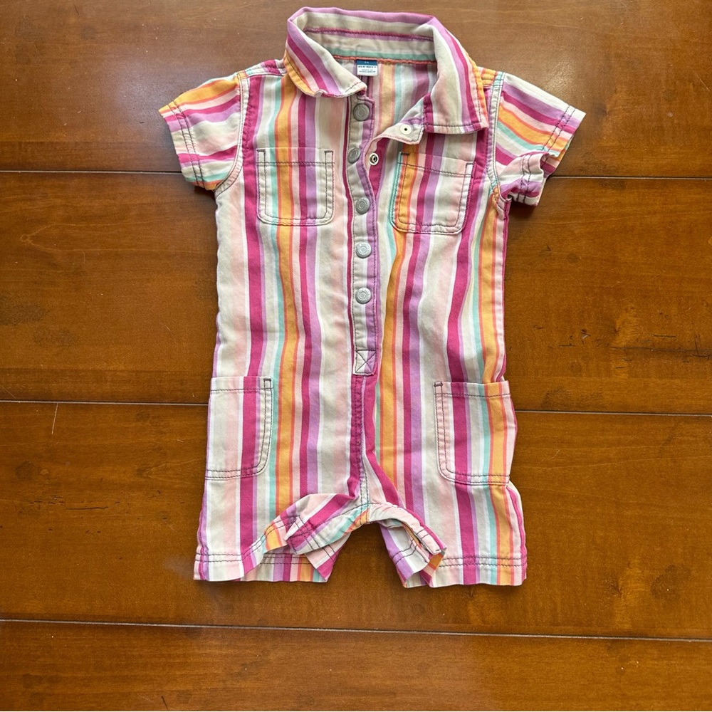 Old Navy Multicolor Striped Romper 2T - Snap Buttons. Collared with Pockets
